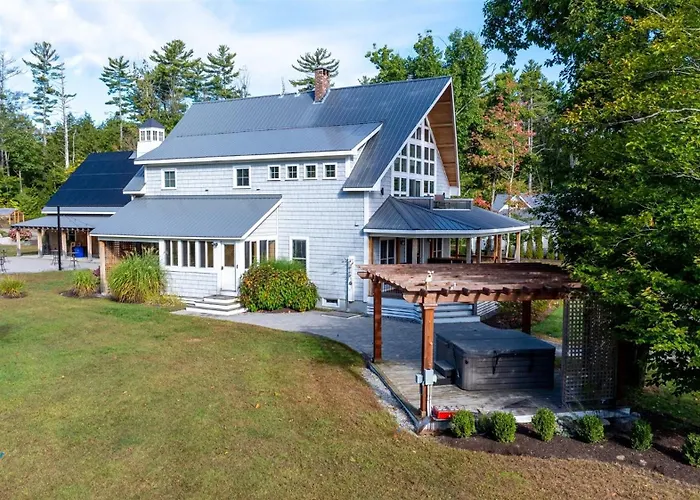 Estate House Limit 12 Estate