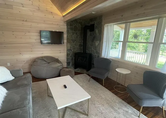Couples Cottage Limit 4